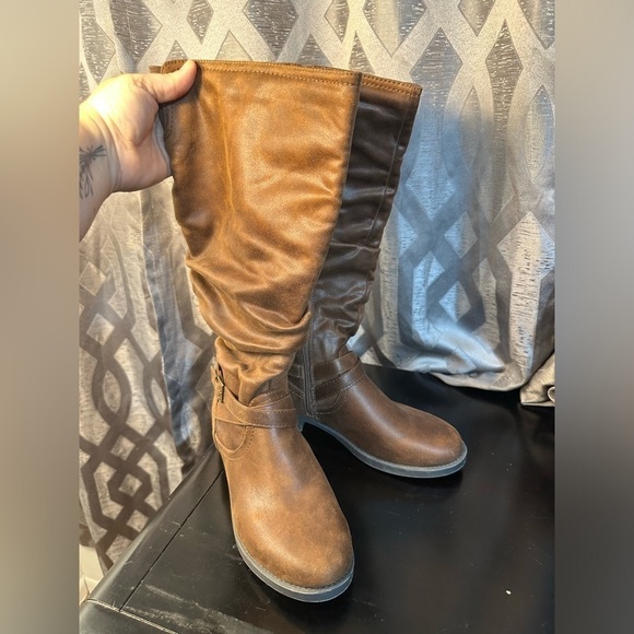 Unr8ed Women’s Brown Zippered Dylan Boots Size 8.5 M - Picture 2 of 14